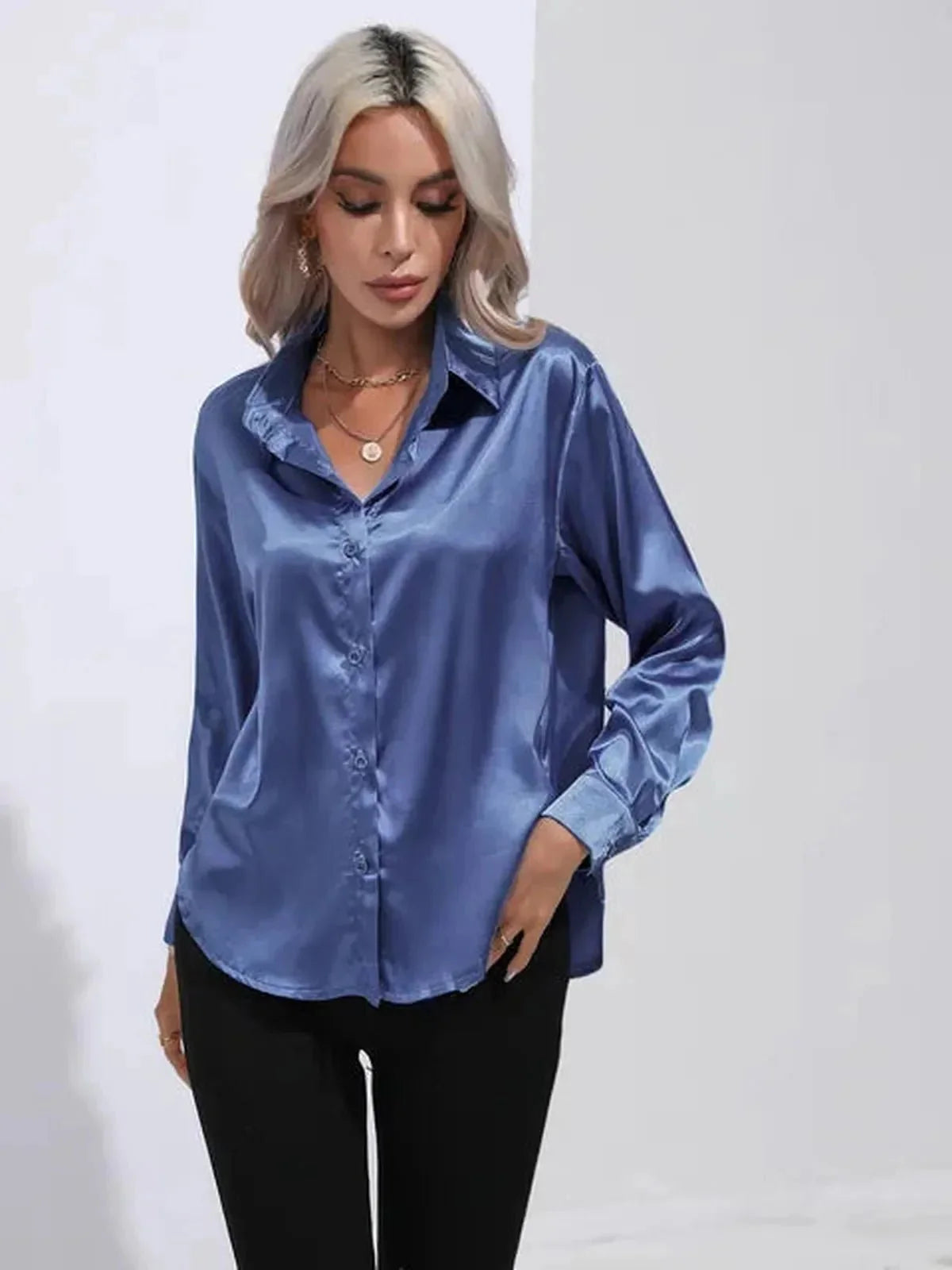 Dames Losse Satijnen Blouse met Lange Mouwen