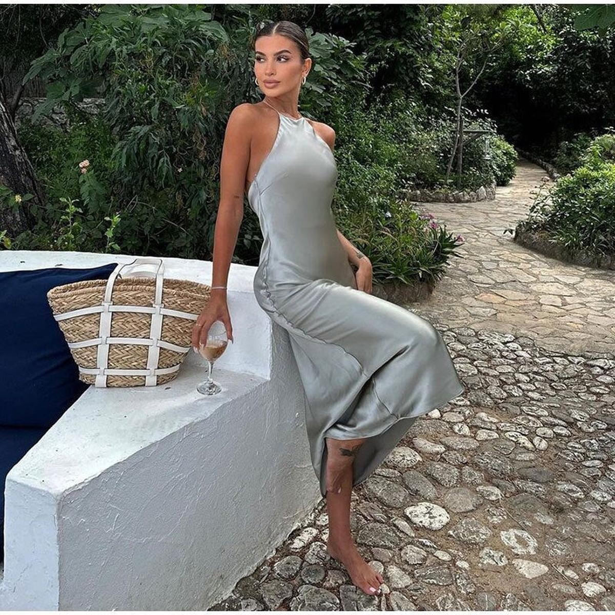 Elegant Sleeveless Maxi Dress with Wrap Style & Satin Belt