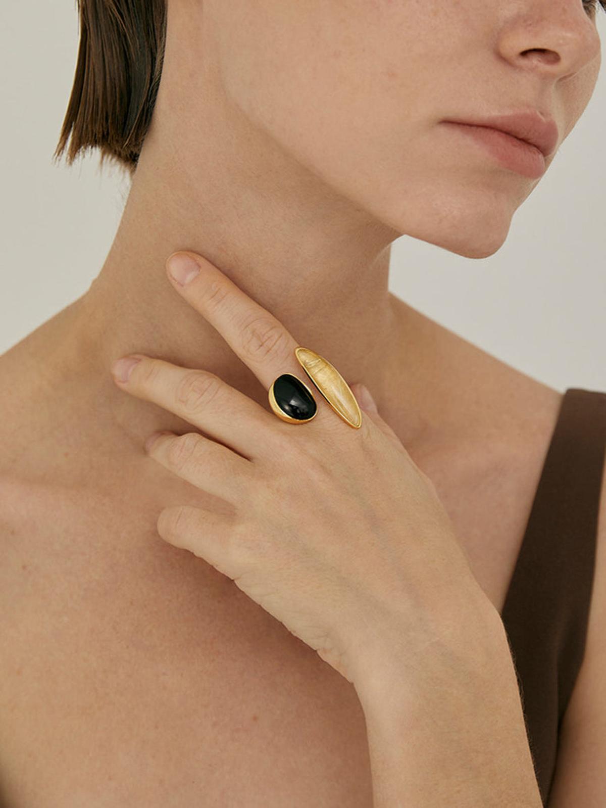 Elegante onyx- en citrienring