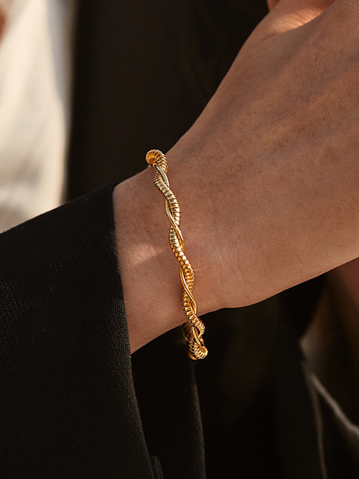 Gold Plated Gedraaide Open Armband