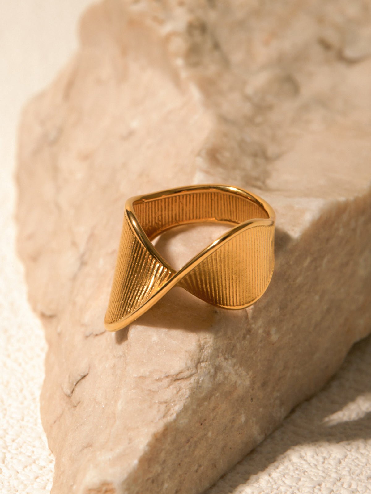 Gold Plated Gedraaide Ring